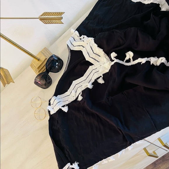 Luxe Mumu - Picture 3 of 9